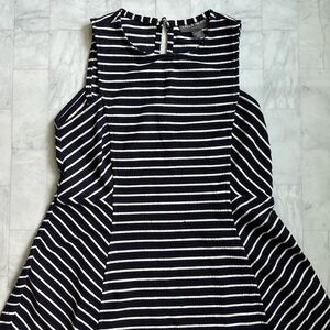 A Pea in the Pod Textured Striped Peplum Maternity Top - size XS